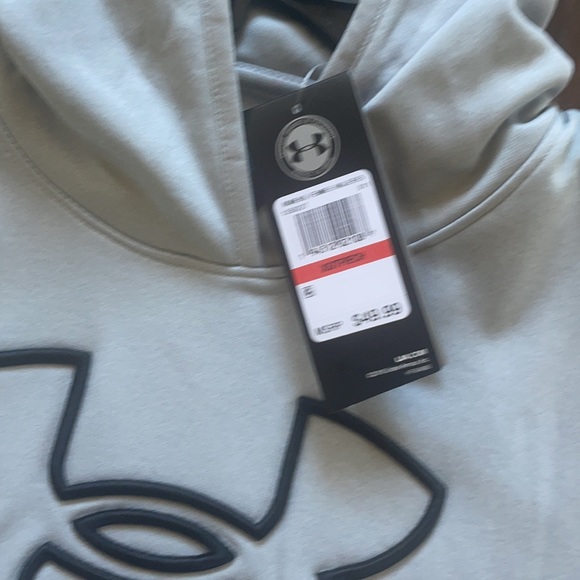 NWT!! Under Armour women’s hoodie - Picture 6 of 8